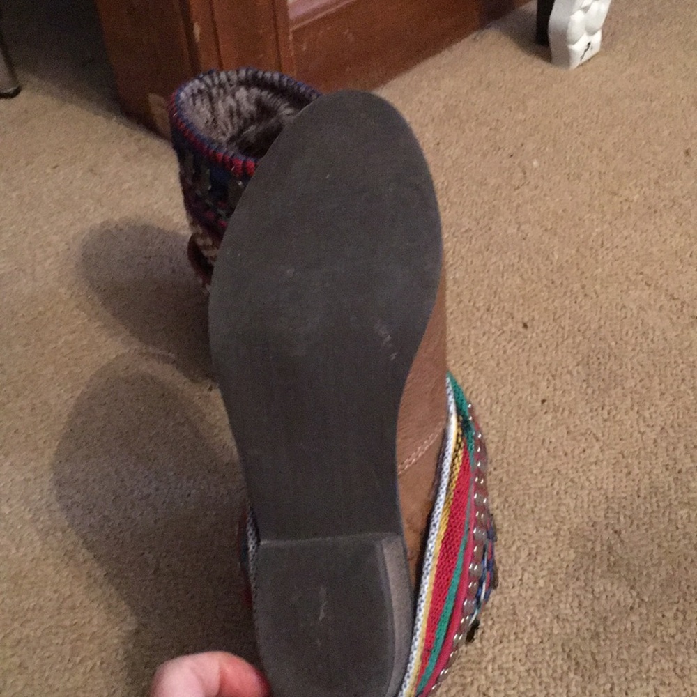 Custom booties - Picture 2 of 5